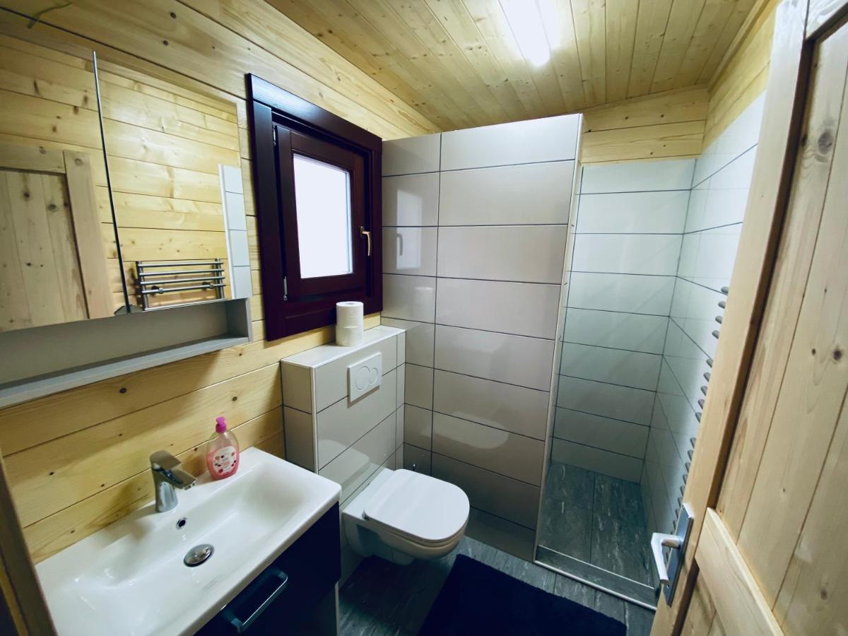 Wooden Lodge With Jacuzzi Recica ob Savinji Bagian luar foto